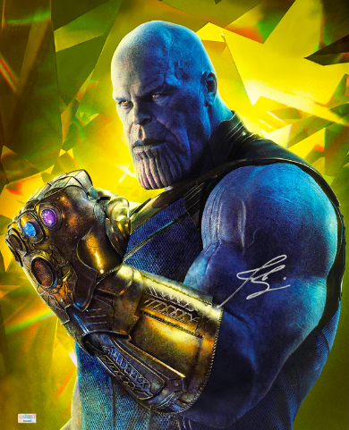 thanos with infinity gauntlet